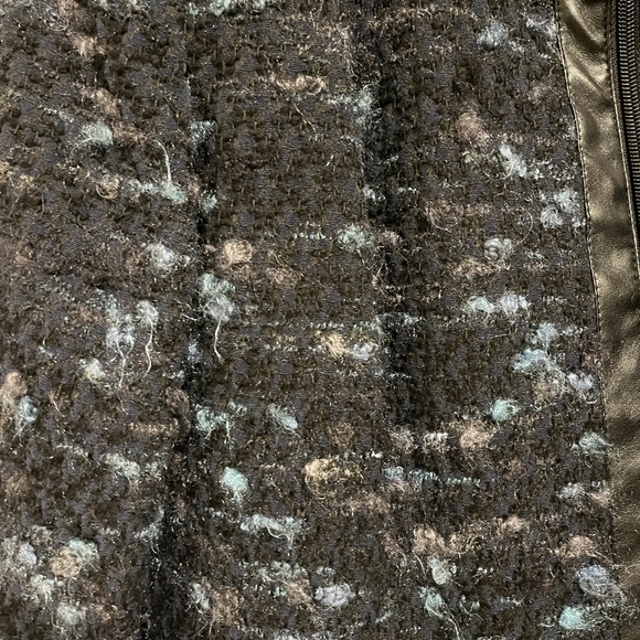 Simon Chang Ladies Coat Size 6 - Picture 8 of 11